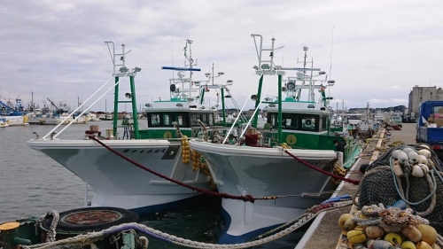 二艘巻き本船　第十七嘉法丸・第十八嘉法丸